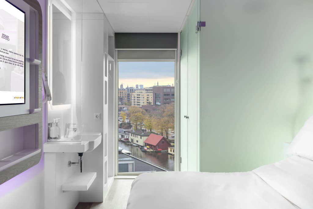 YOTEL Amsterdam - photo 30