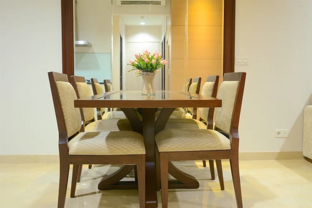 Elegant Four Winds Apartment with Infinity Pool Facility - photo 19