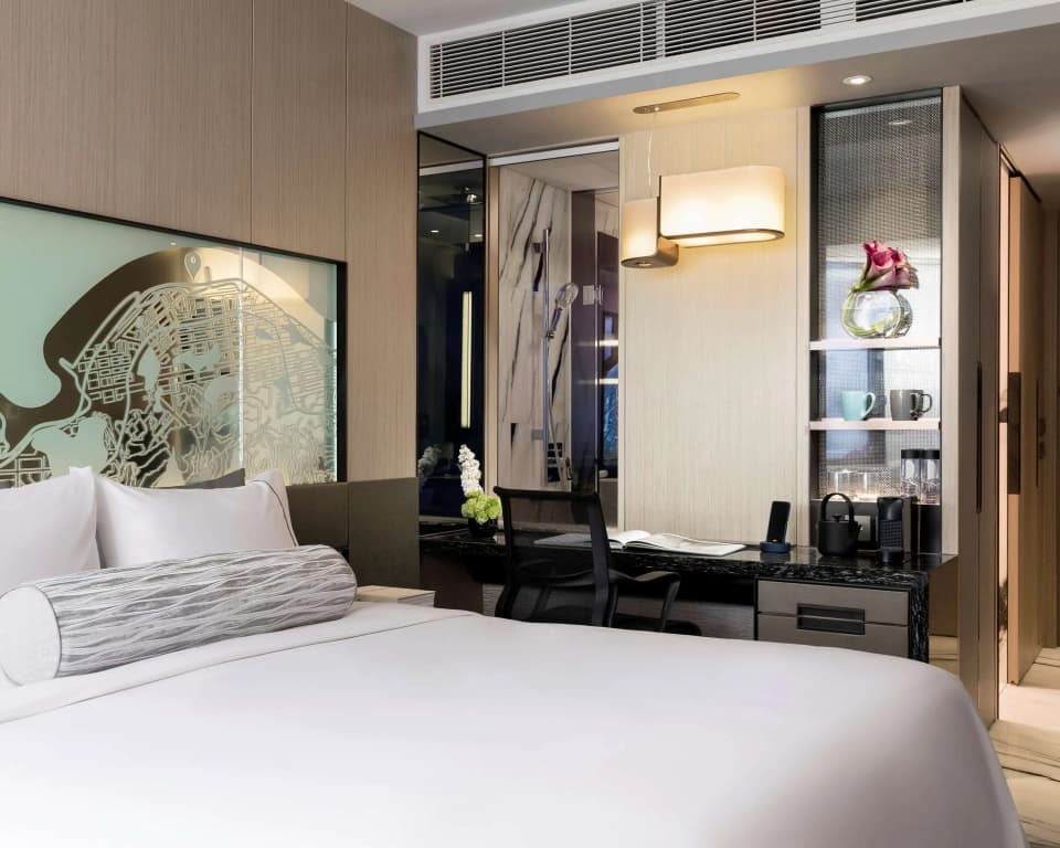 Hyatt Centric Victoria Harbour - photo 3