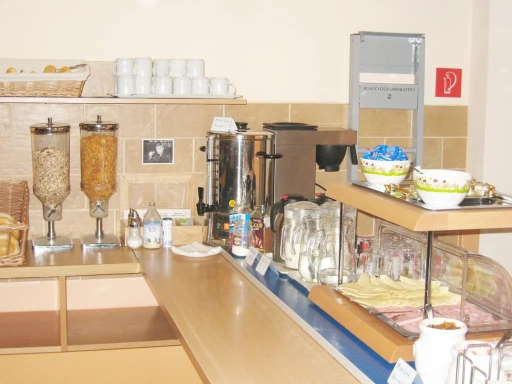 Westend City Hostel GmbH - photo 17