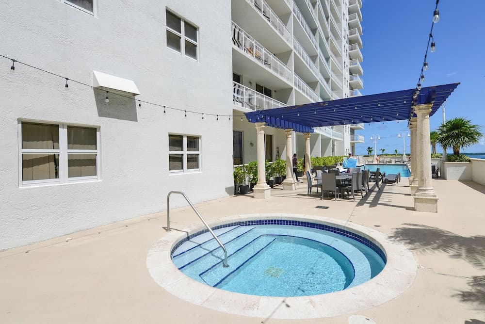 Brickell Bay 3318 - photo 10