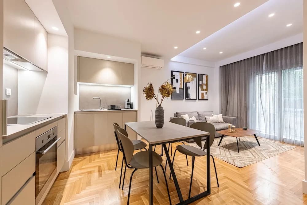 Phaedrus Living Executive Flat Kolonaki - photo 4
