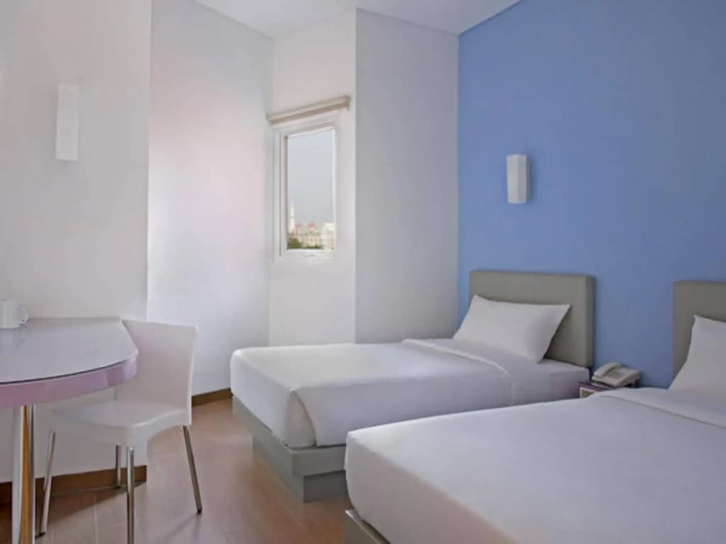 Amaris Hotel Juanda - photo 2