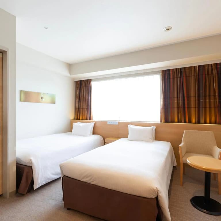 Keihan Kyobashi Grande Hotel - photo 43