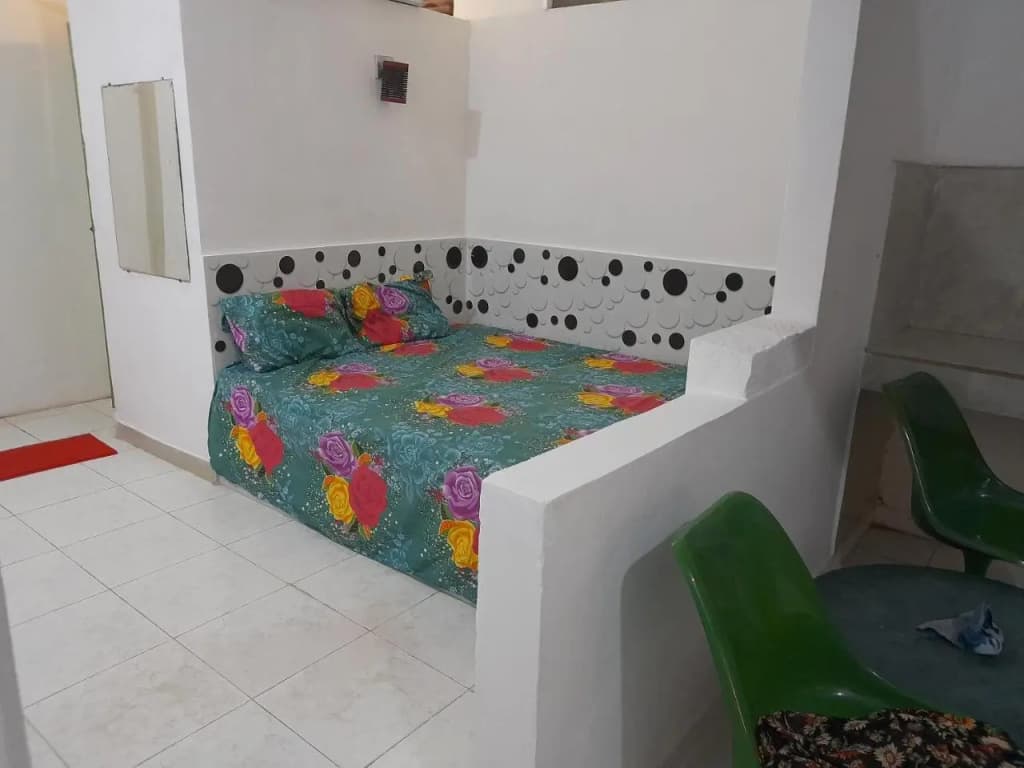 RR House - photo 25