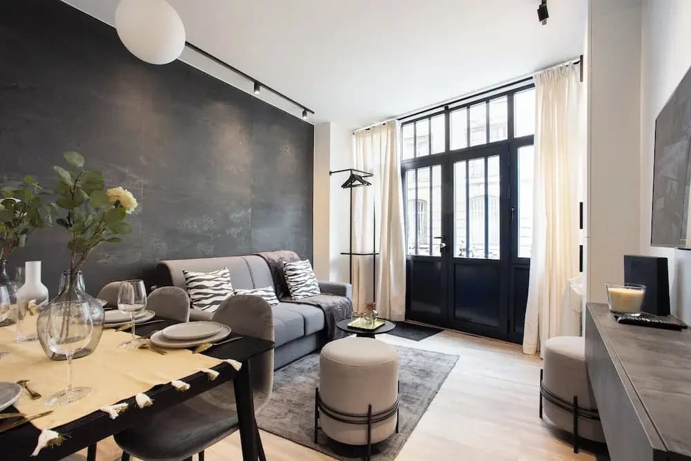 Chic Apartment - 2BR/6P - Pantheon - photo 6