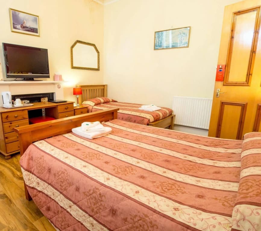 Corstorphine Lodge - photo 3