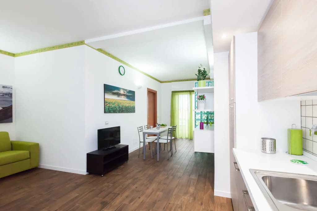 Almes Apartments - photo 1