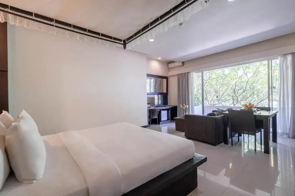 Sunset Mansion - photo 35