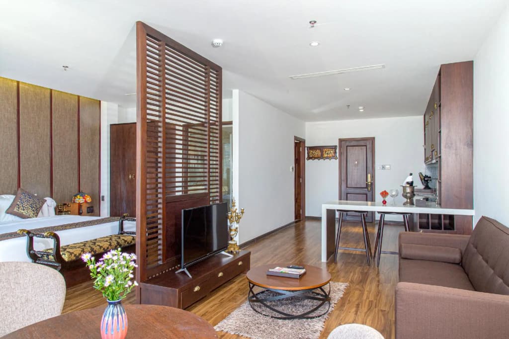 Dong Duong Hotel & Suites - photo 3