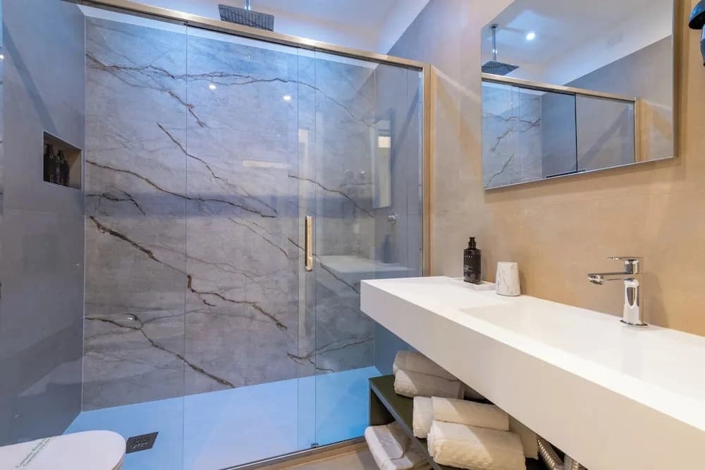 69 Suite Boutique - photo 28