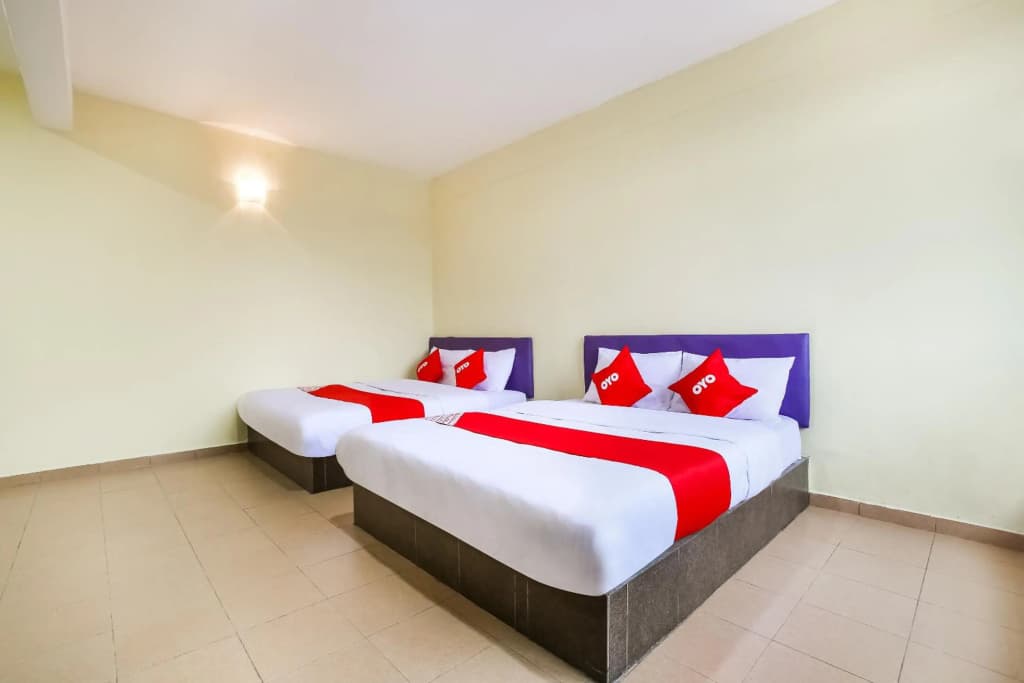 OYO 89585 Hotel Happy Inn - photo 19