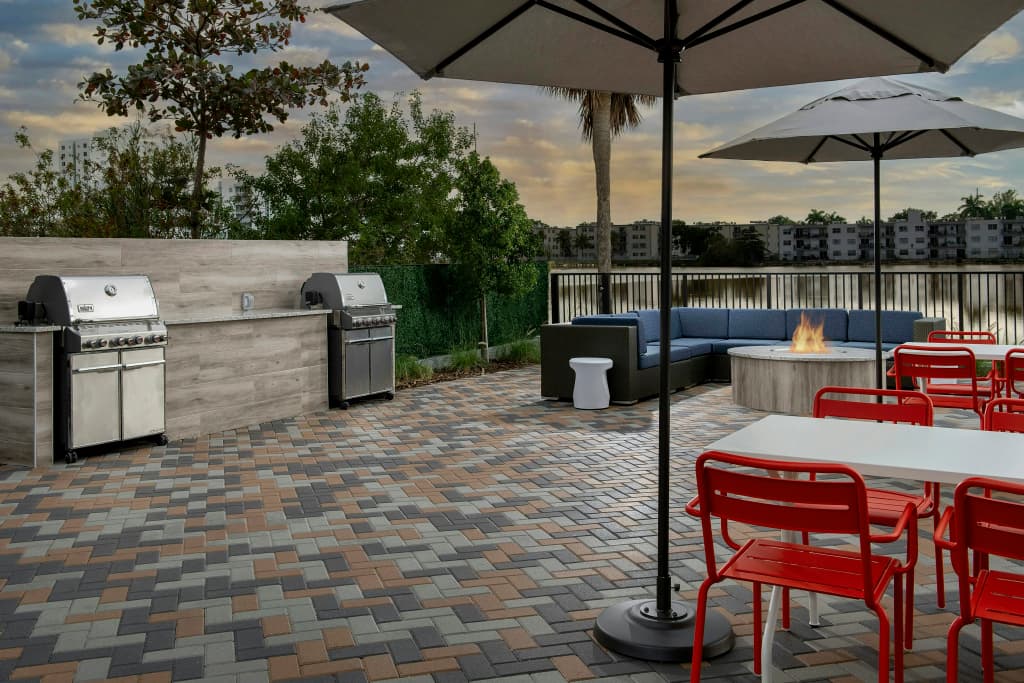 TRU by Hilton Miami Airport South Blue Lagoon, FL - photo 20