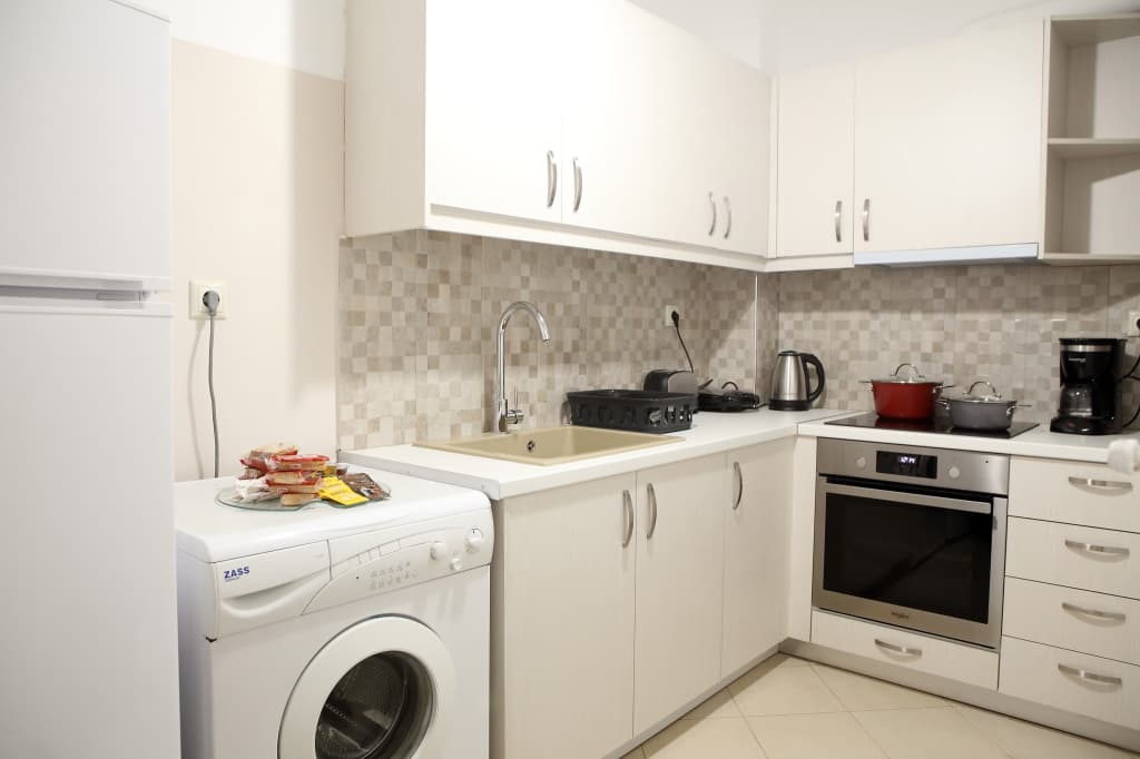 Best House, Athens Central Flat, Ithakis Str - photo 12