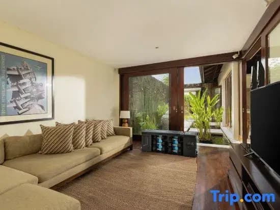 The Suar Seminyak by Nakula - photo 2