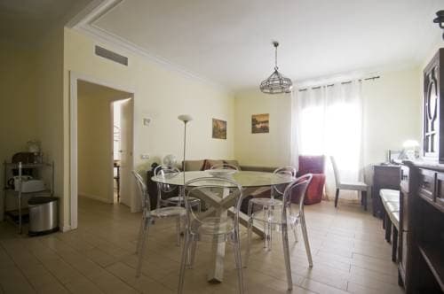 Gran Via Apartment - photo 2