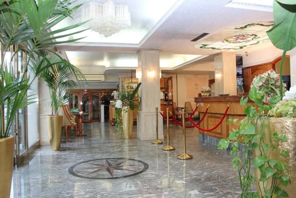 Romulus Hotel - photo 18