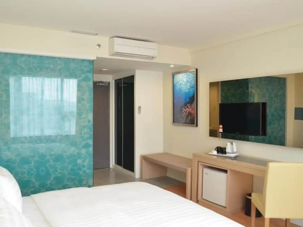 Oceania Hotel - photo 7