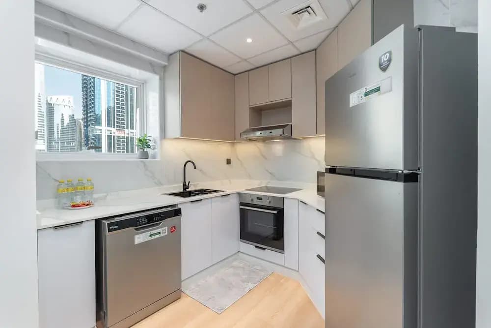 Sleeps 4 in This 2 Bedroom Apartment in Dubai Gate 2 - photo 7