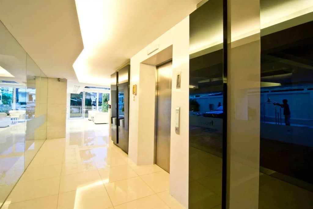 The Ivory Villa - photo 12