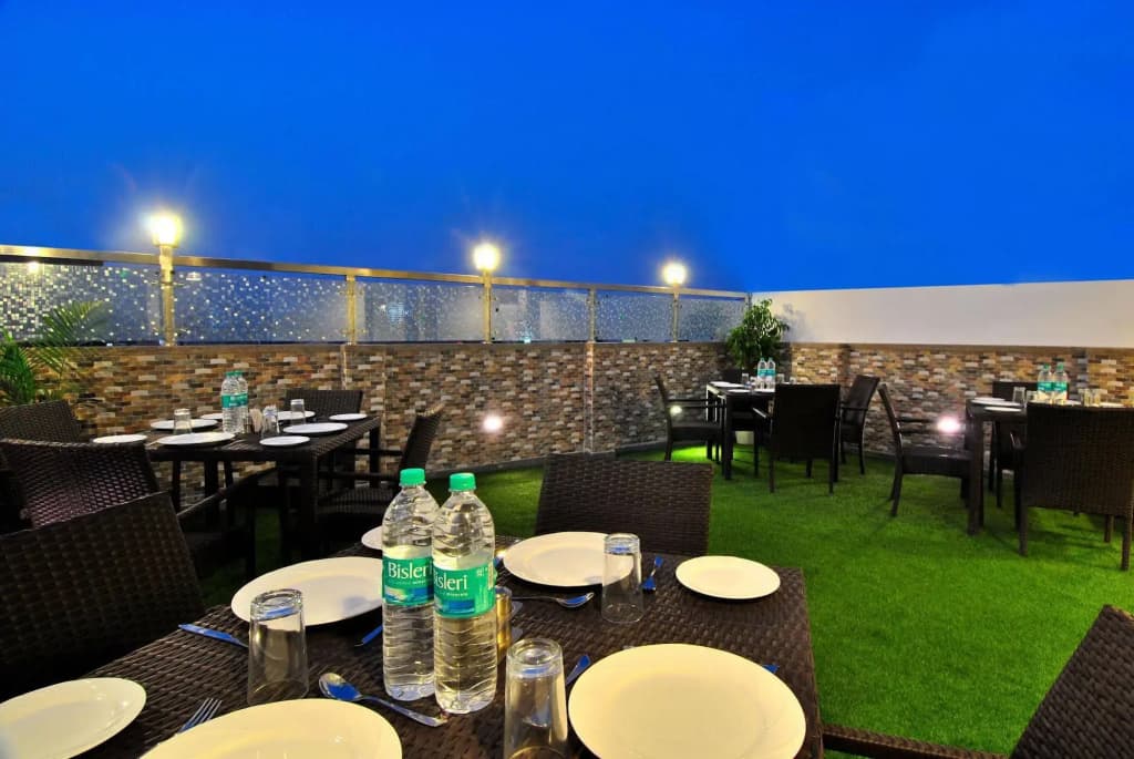 Hotel Sai Miracle - photo 15