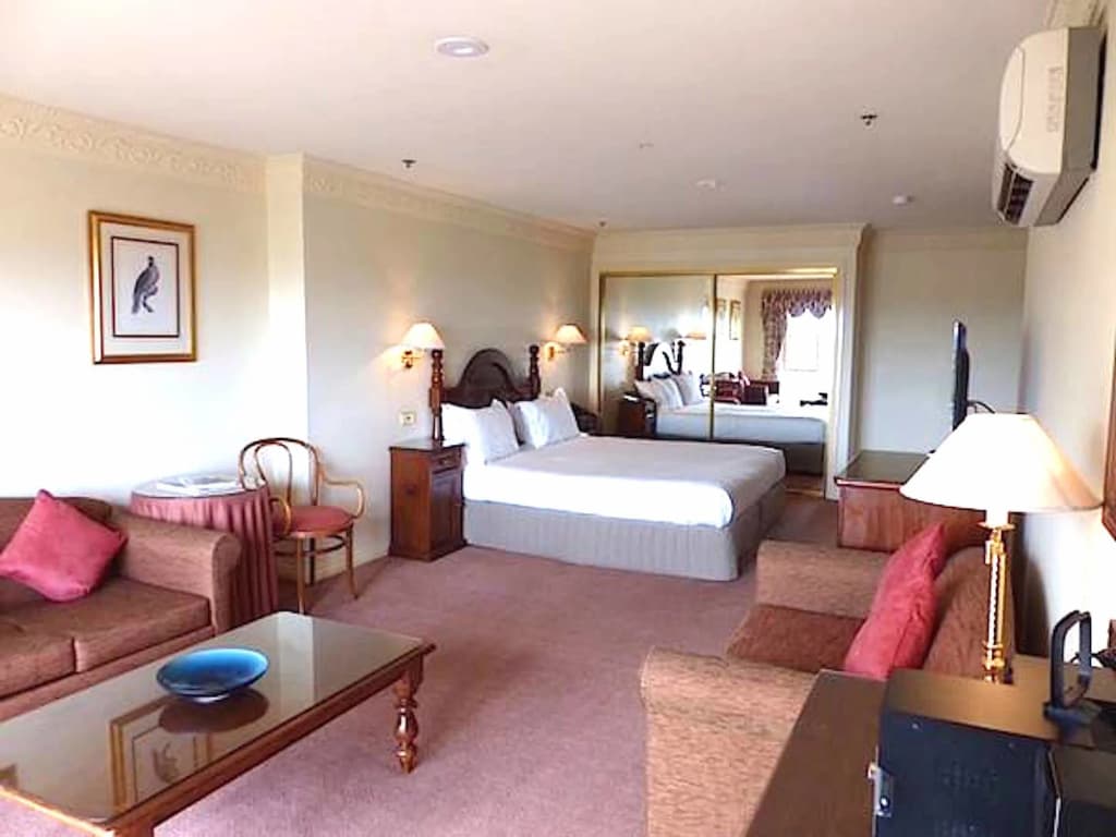 Mountain Heritage Hotel - photo 6