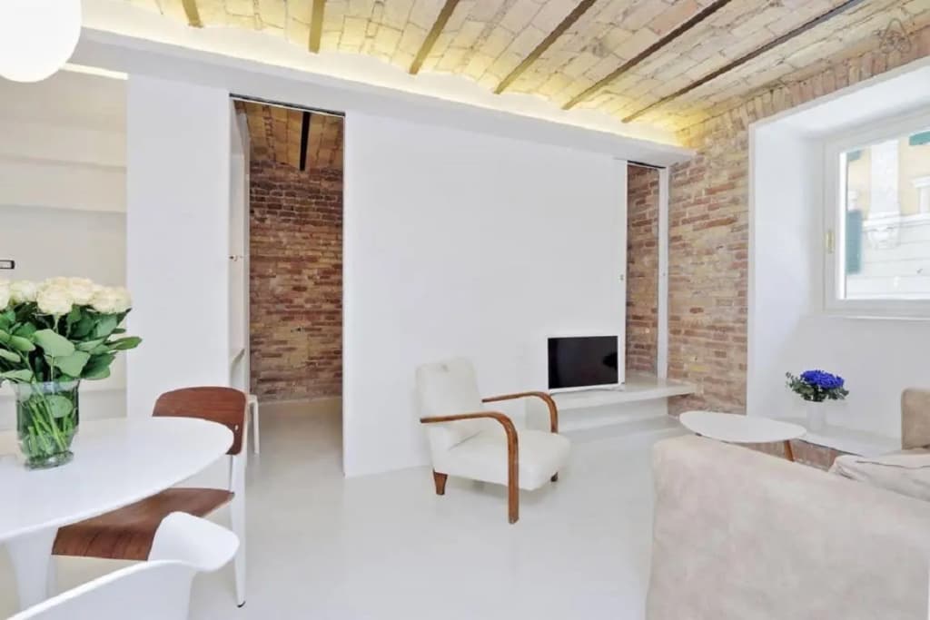 Charming flat near Colosseum - photo 9