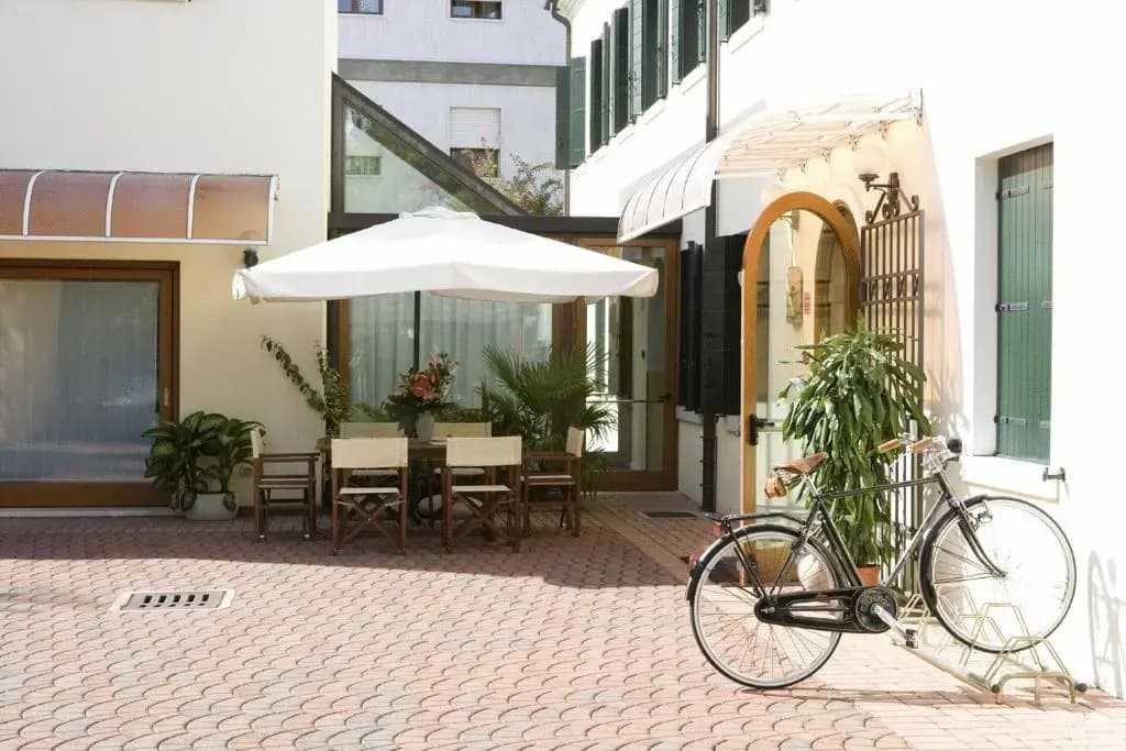 Hotel Cris - photo 21