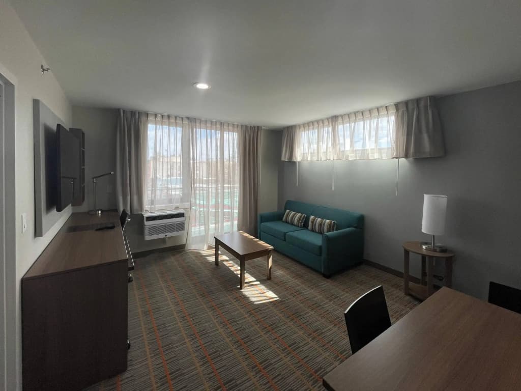 MainStay Suites Bronx - Belmont - photo 6