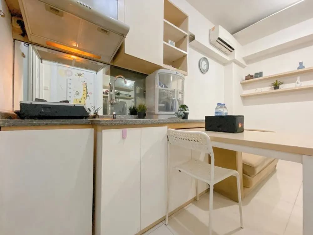 Good Deal and Comfy 2BR Apartment Green Pramuka City - photo 11