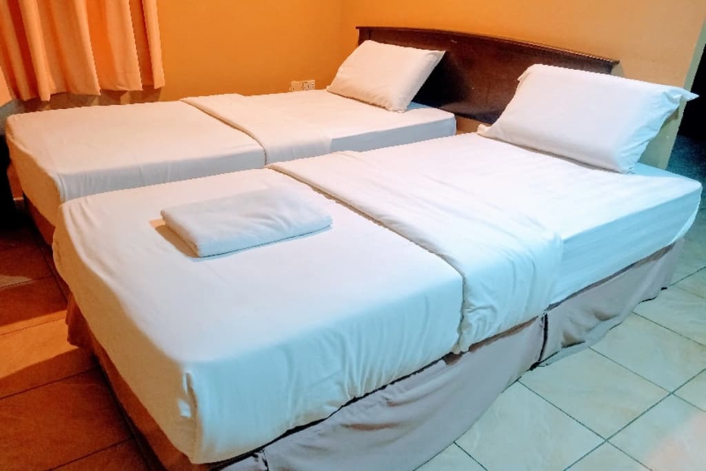 Perdana Hotel - photo 4