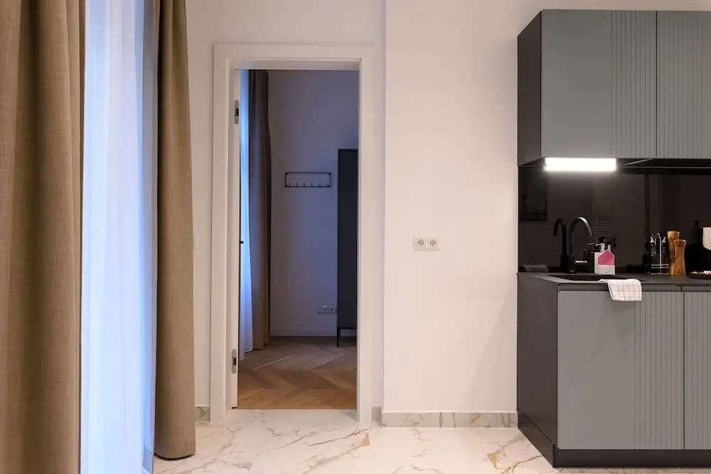 Limehome Vienna Karajangasse - photo 50