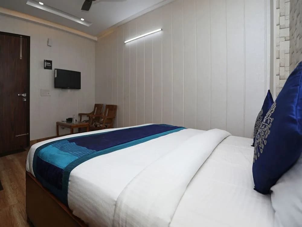 OYO 11583 Hotel Prime View - photo 2