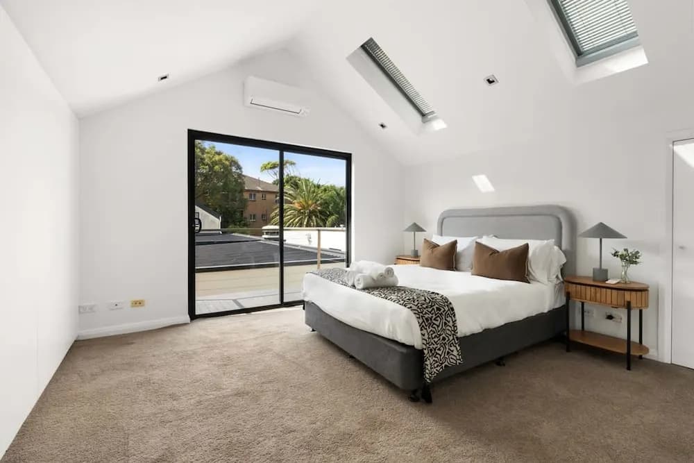 Relaxed Beachside Townhouse - photo 2