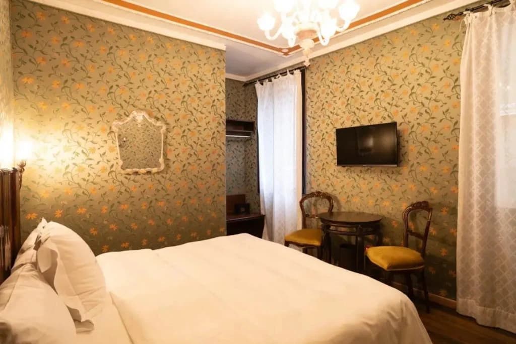 Hotel Flora - photo 36