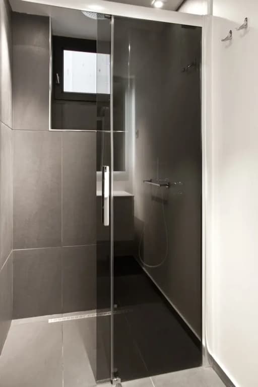 St. Germain des Pres Mabillon Apartment - photo 9