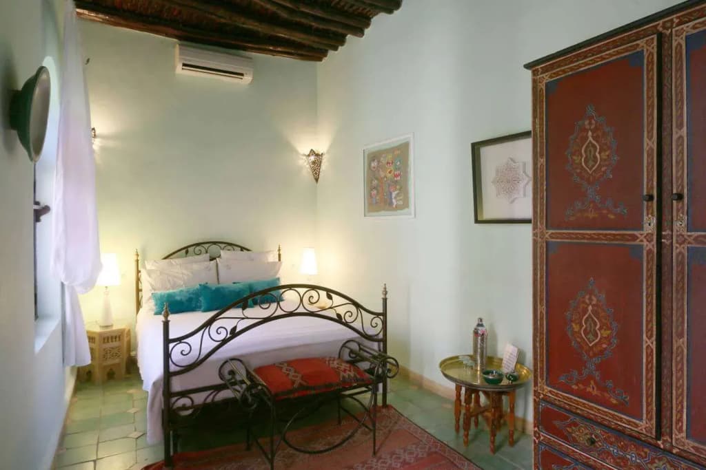 Literary Riad Hemingway - photo 8