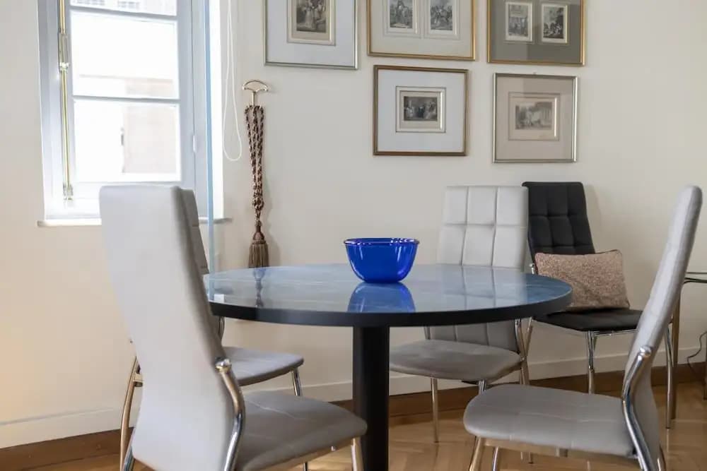 Ideal 4 bdr Apartment in Plaka for 10 - photo 12