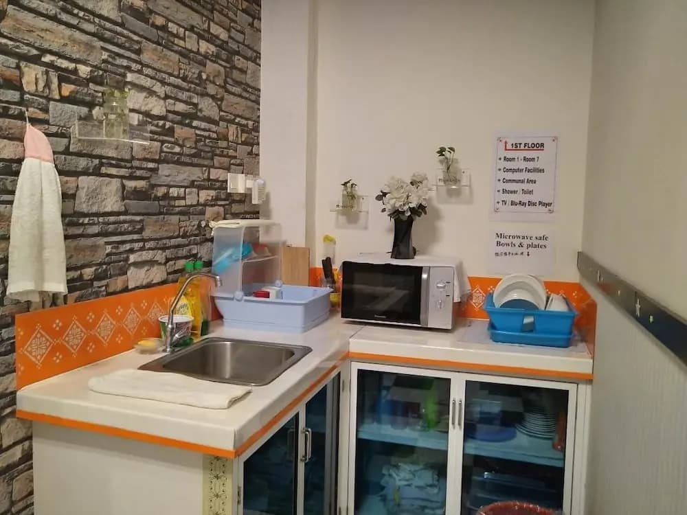 Masada Bed & Breakfast - photo 17