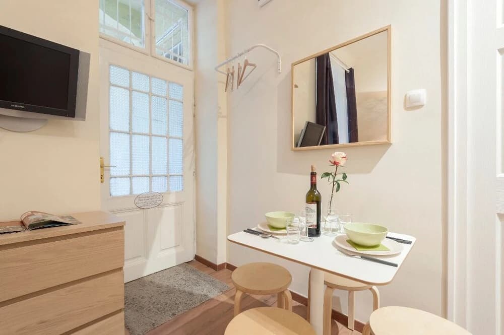Home Apartment - photo 5