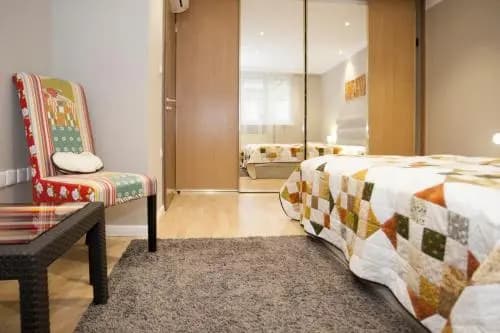 d.Five Riverside Deluxe Apartment - photo 3