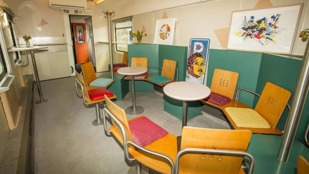 Train Lodge Amsterdam - Hostel - photo 15