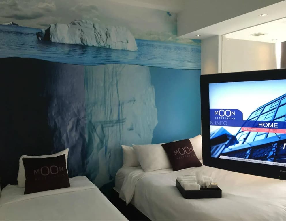 A Hotel Dickson - photo 3
