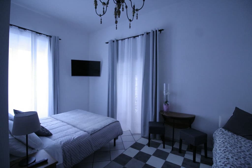 Claudia Rooms - photo 7