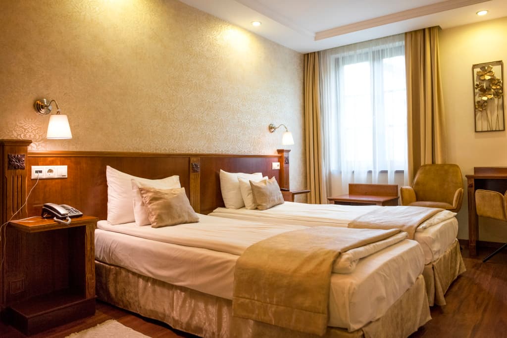 Gold Hotel Budapest - photo 4