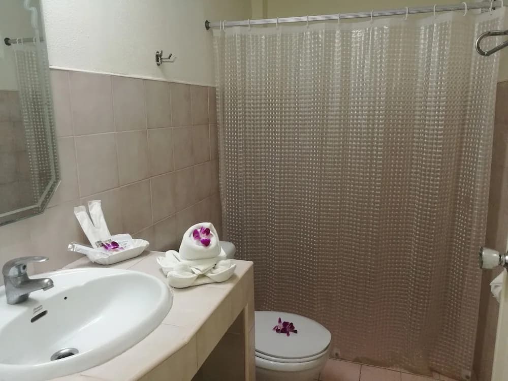 Karon Bungalow - photo 8