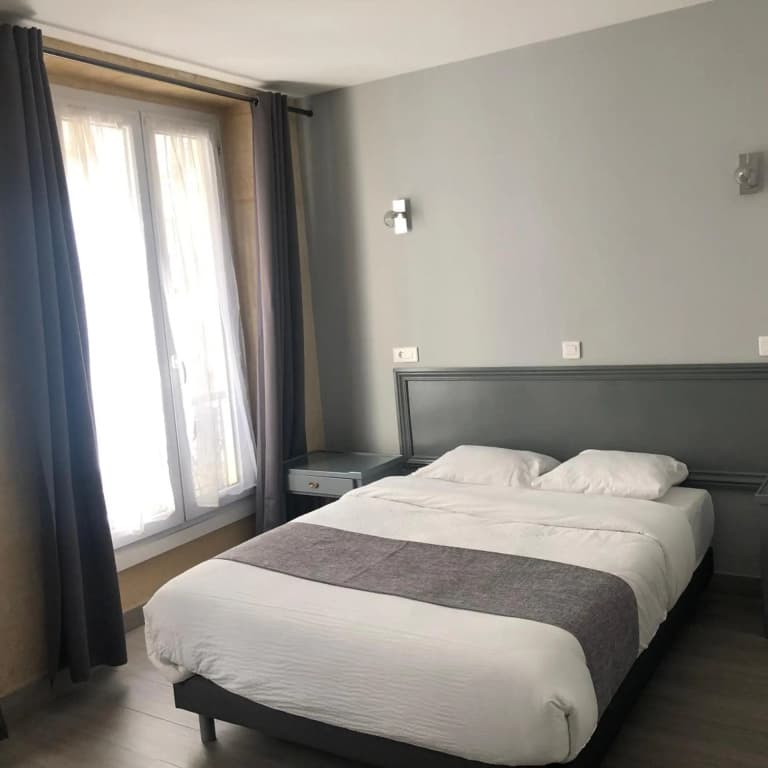 Hotel Clauzel - photo 19