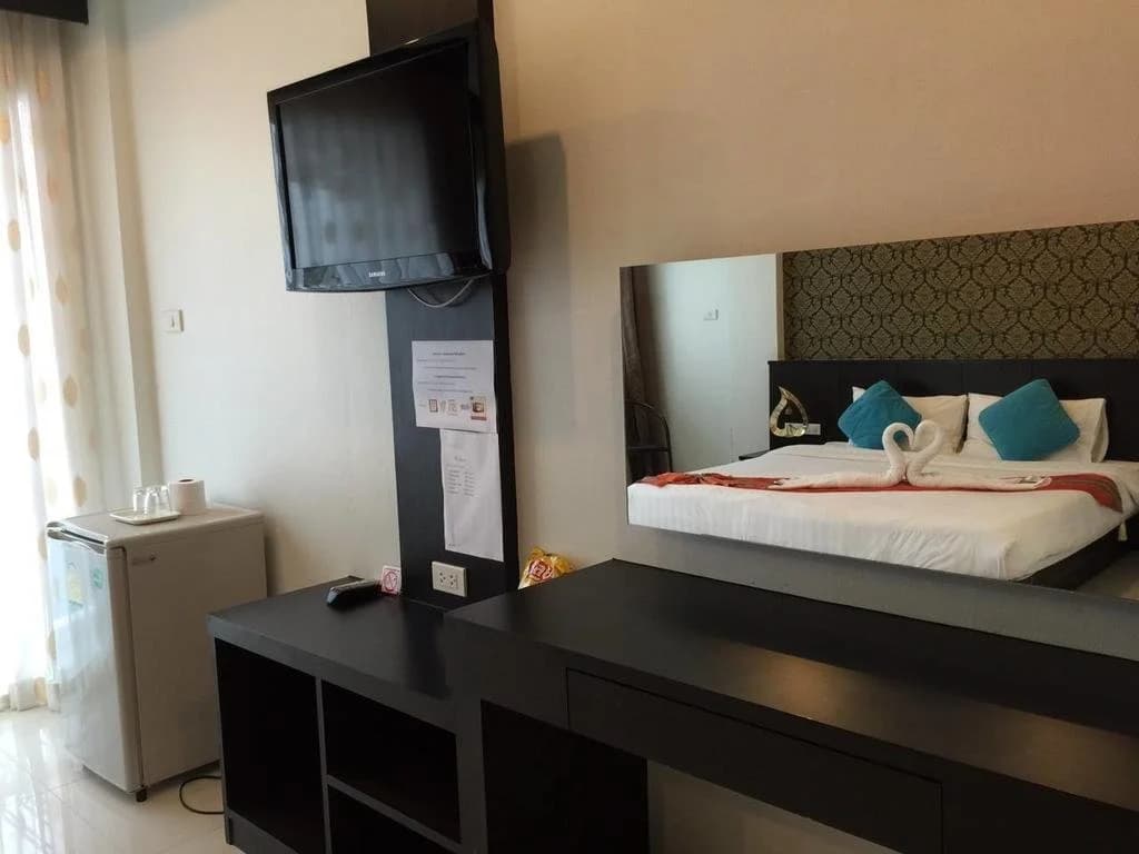 Ninas Hotel - photo 4