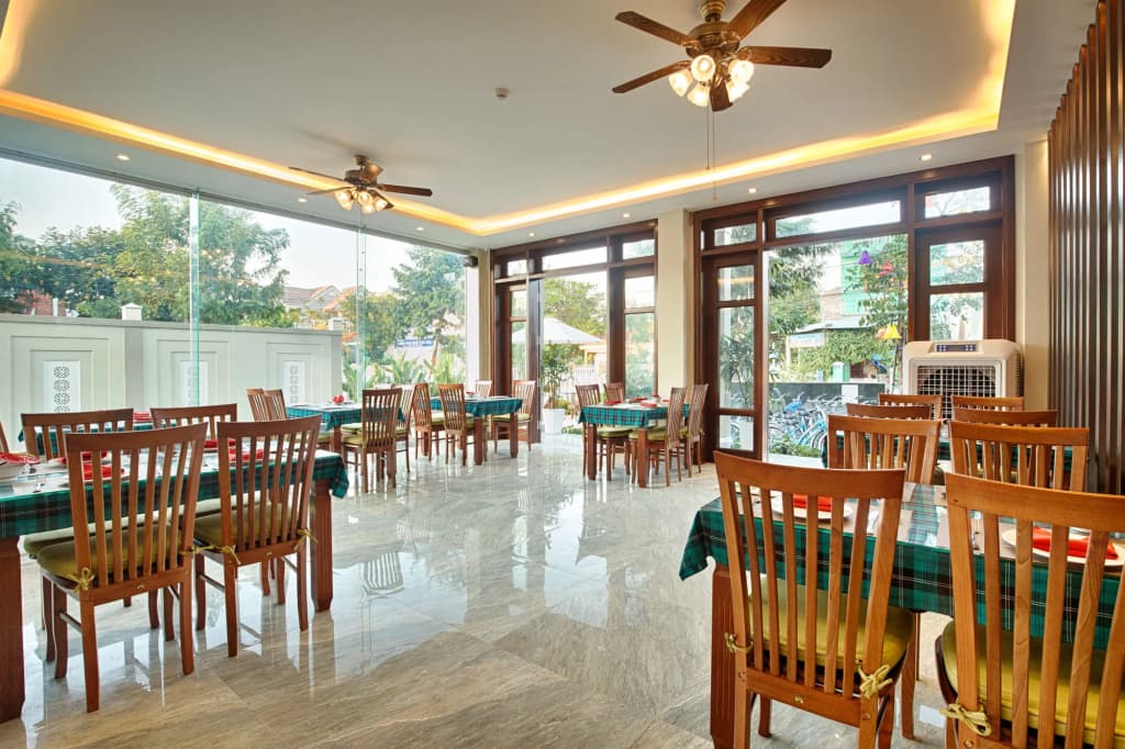 Green Apple Hotel - photo 24