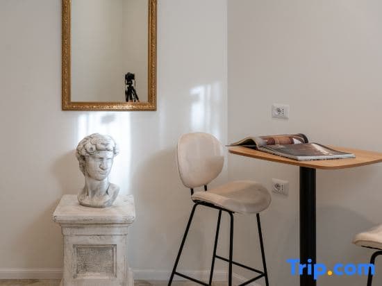 Romart luxury rooms - photo 28